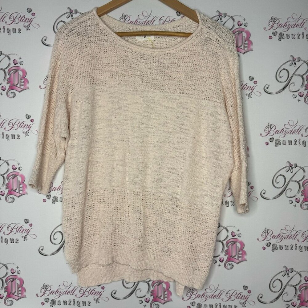 Lou & grey top 3/4 sleeve lightweight knit cream white crochet slits on sides
